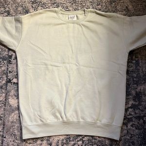 Woman’s Teal crew neck